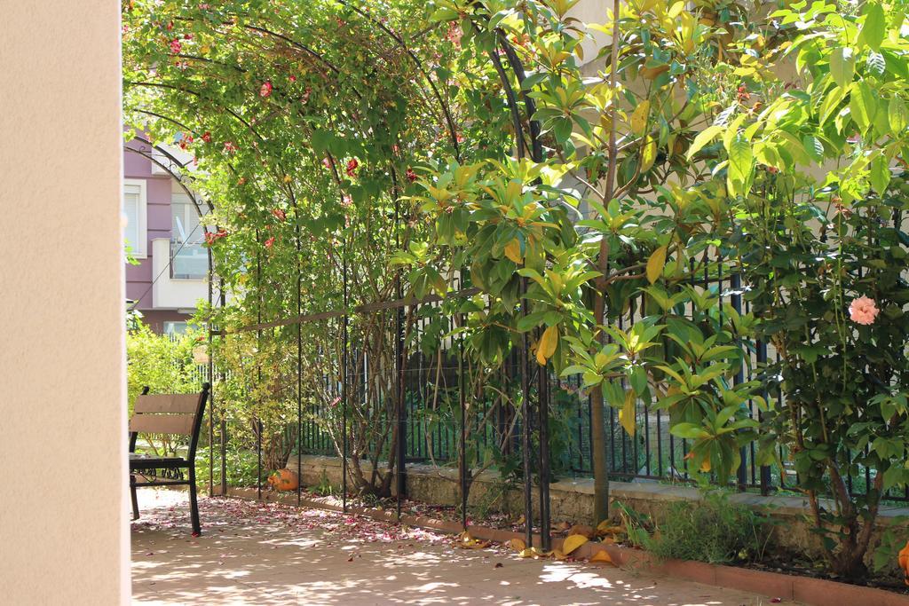 Flowers Apartments Nesebar Exterior photo